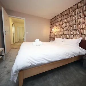 Cozy Close To Cornavin Train Station And Geneva