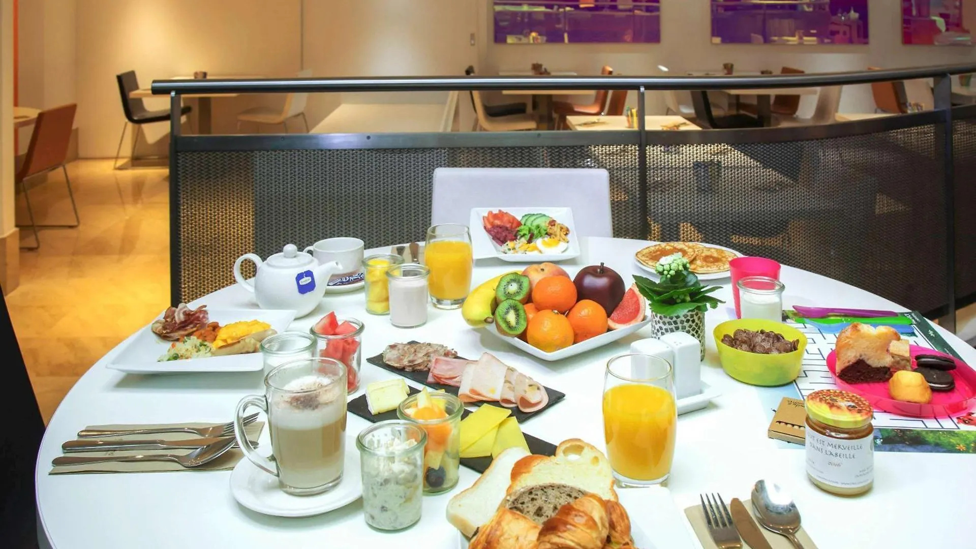 Novotel Geneve Centre 4*, Geneva