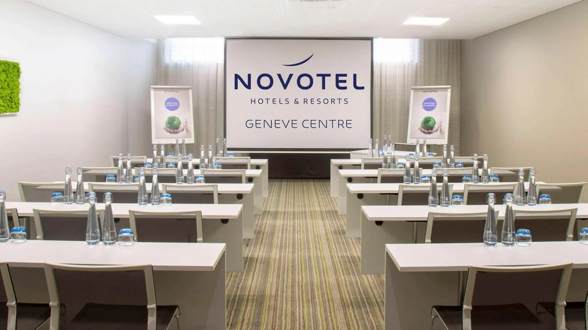 Отель Novotel Geneve Centre