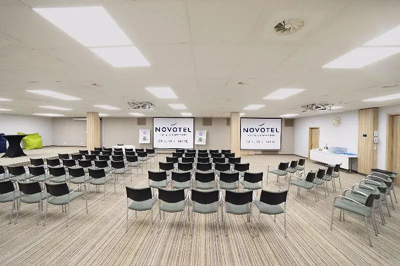 Novotel Geneve Centre 4*, Genf