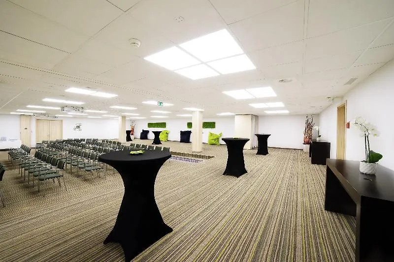 Novotel Geneve Centre Hotel