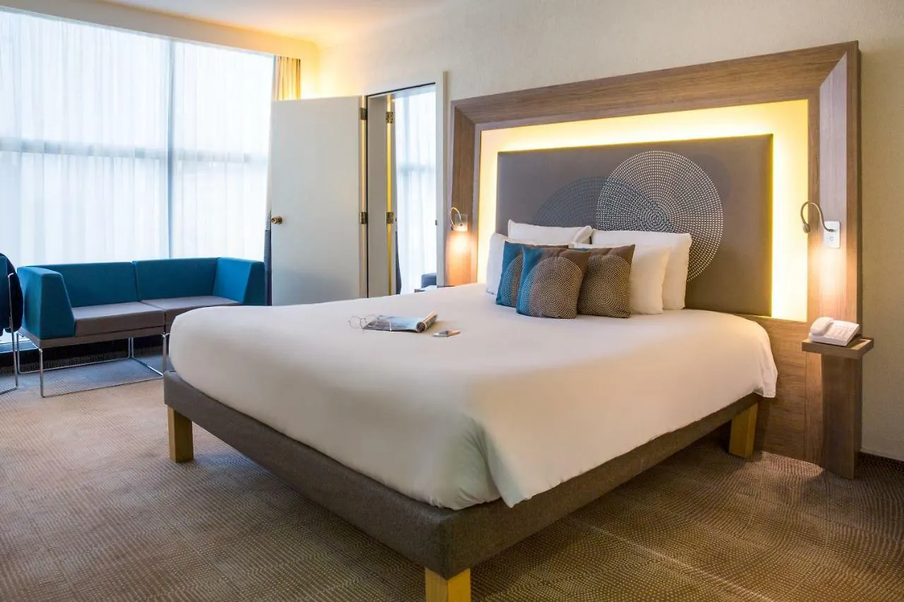 **** Hotel Novotel Geneve Centre Schweiz