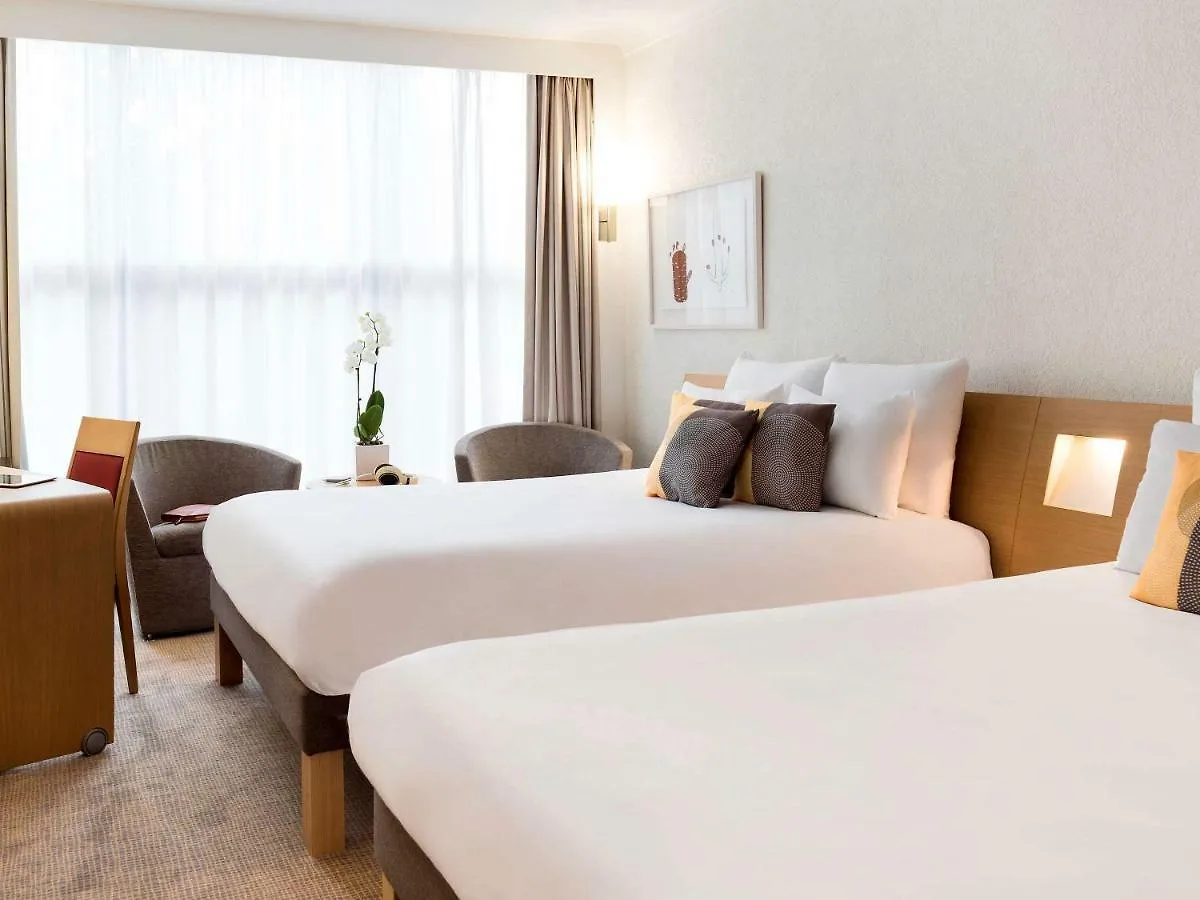 **** Отель Novotel Geneve Centre Швейцария